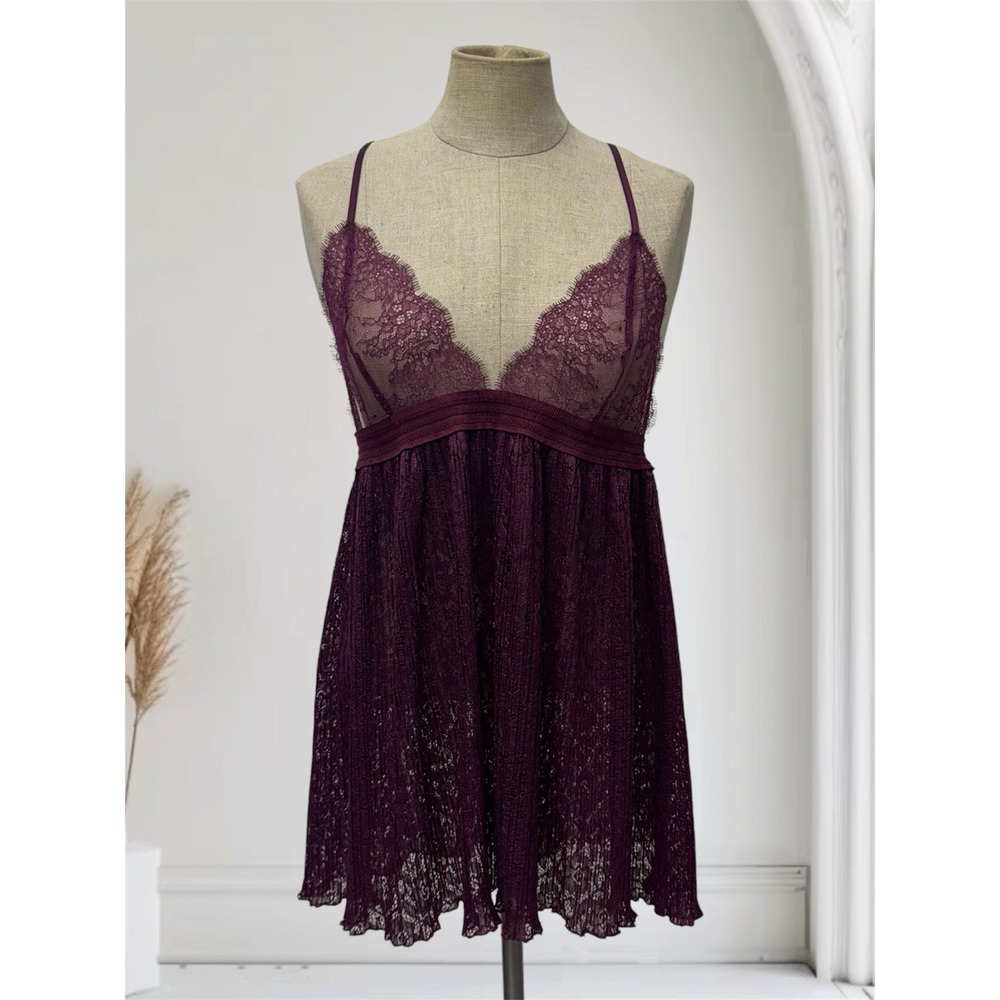 NWT Victorias Secret L Red Wine Pleated Lace Babydoll Strappy Lingerie Sleepwear